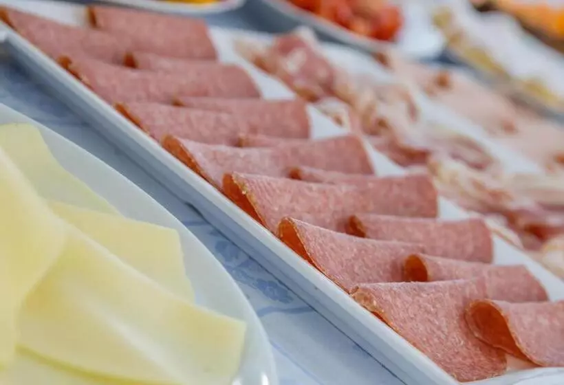 酒店 Aviano Palace