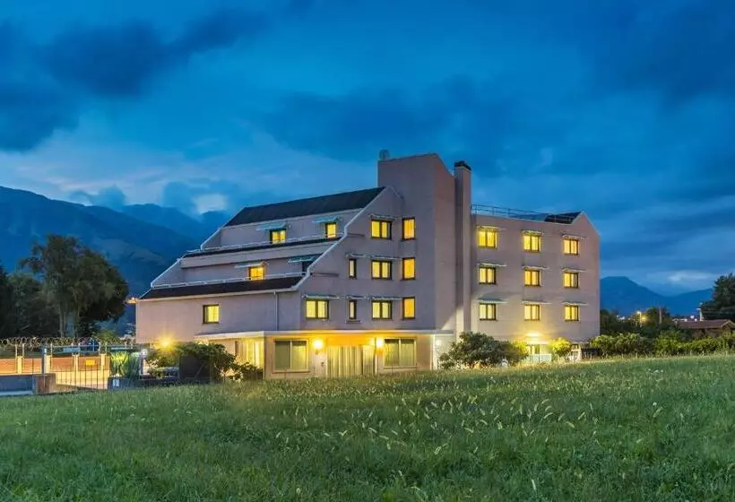 酒店 Aviano Palace