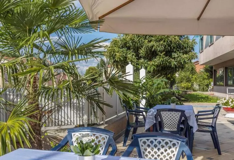 酒店 Aviano Palace