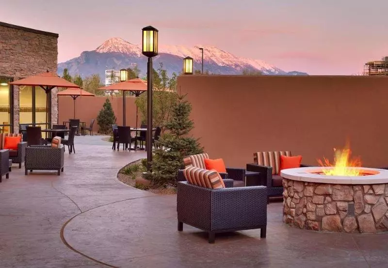 호텔 Courtyard By Marriott Lehi At Thanksgiving Point