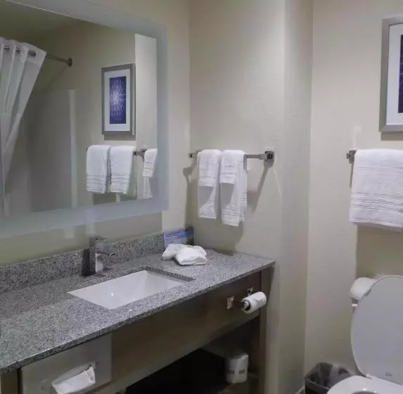 호텔 Days Inn & Suites By Wyndham Caldwell