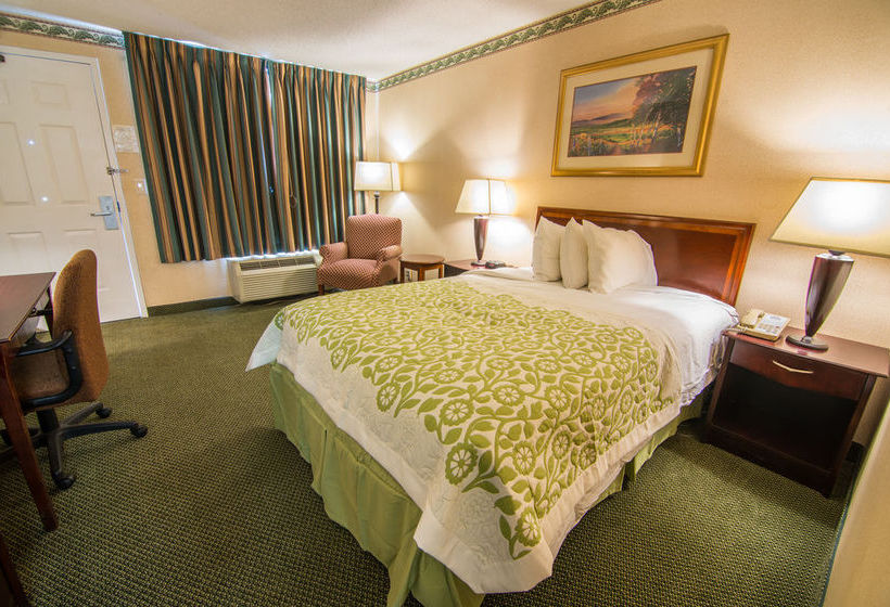 فندق Days Inn & Suites Latham/Albany North