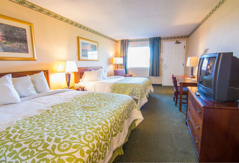 فندق Days Inn & Suites Latham/Albany North