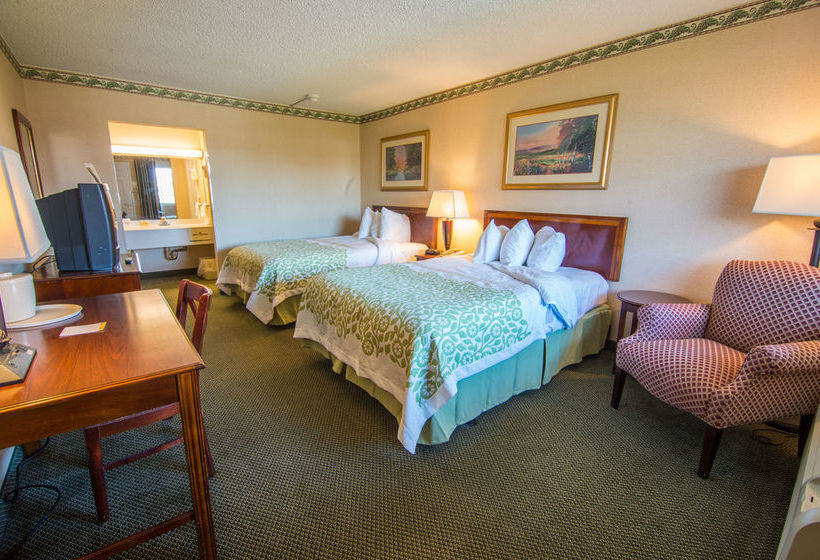 فندق Days Inn & Suites Latham/Albany North