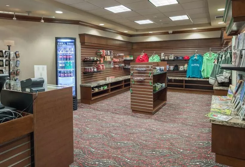 酒店 Holiday Inn Express Redwood National Park, An Ihg