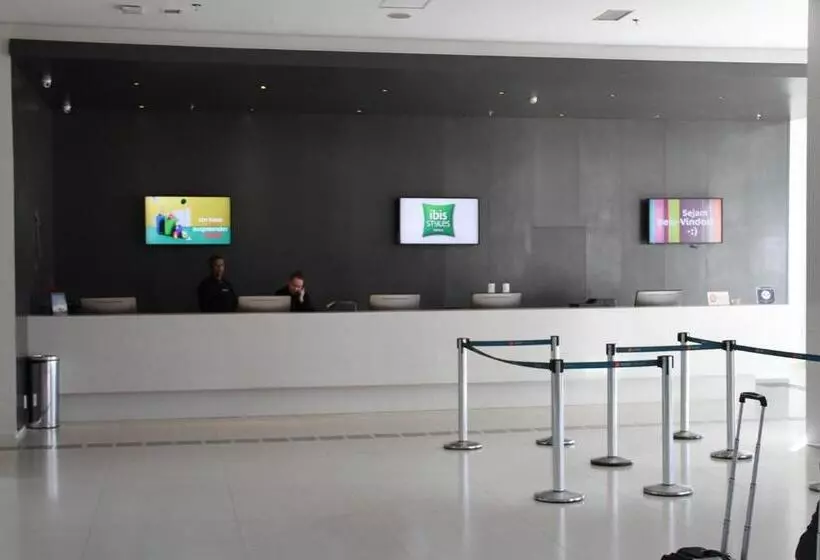 Отель Ibis Styles Brasilia Aeroporto