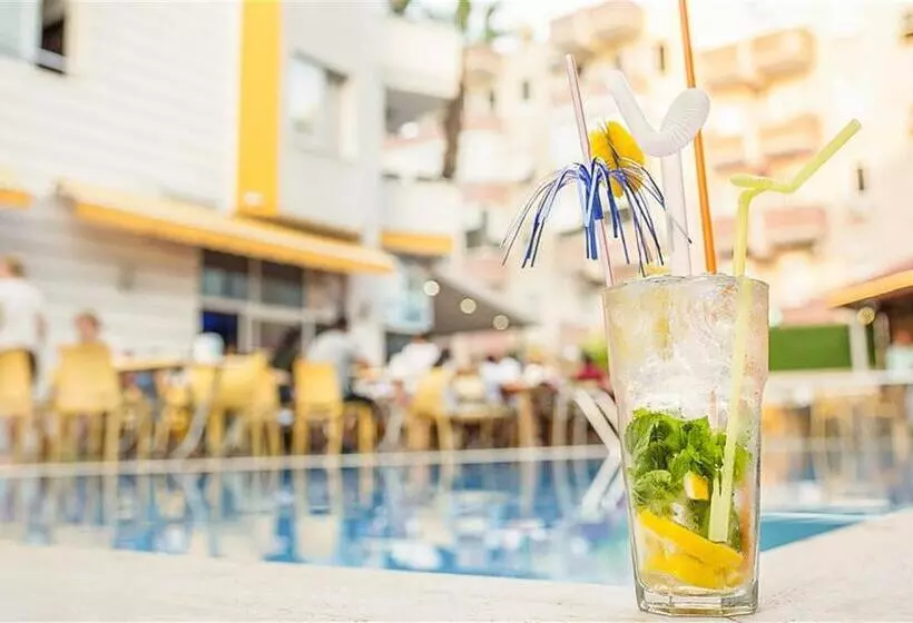 ホテル Kleopatra Arsi