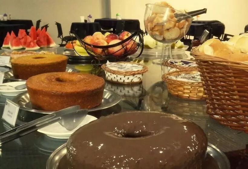 ホテル Londres Royal