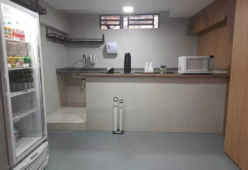 ホテル Londres Royal