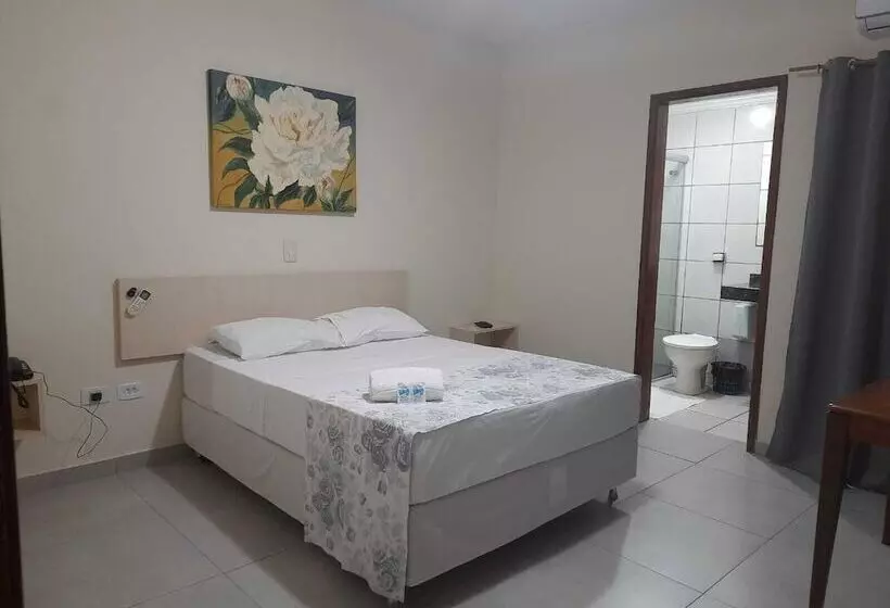 ホテル Londres Royal