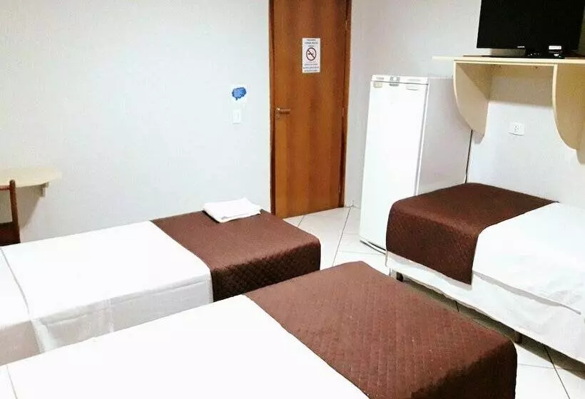 ホテル Londres Royal