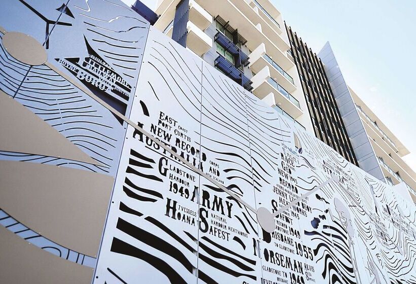 فندق Oaks Gladstone Grand