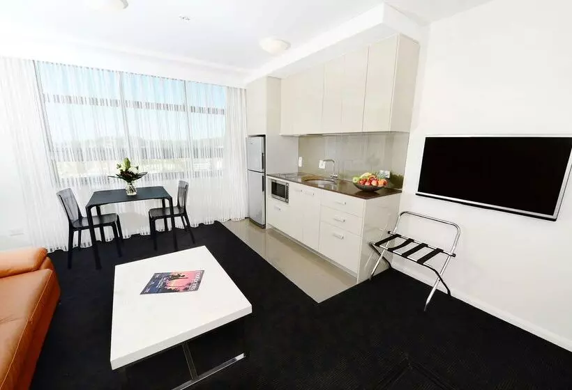 Hotel Oaks Gladstone Grand