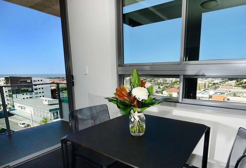 فندق Oaks Gladstone Grand