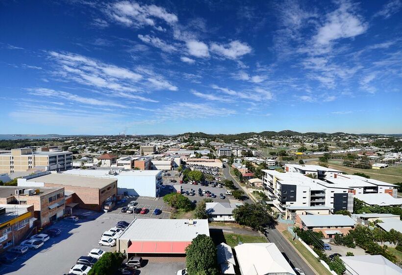 فندق Oaks Gladstone Grand