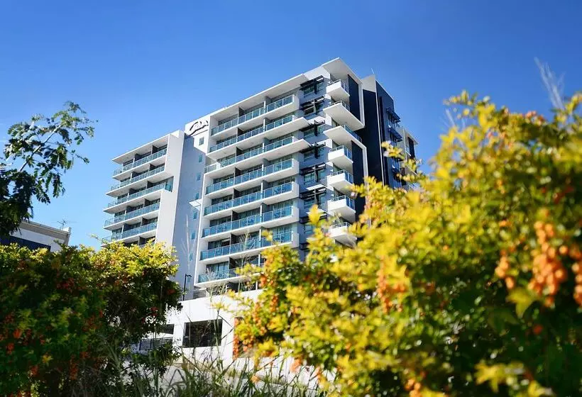 Hotel Oaks Gladstone Grand