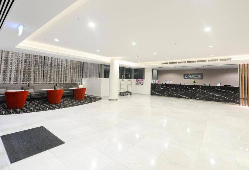 فندق Oaks Gladstone Grand