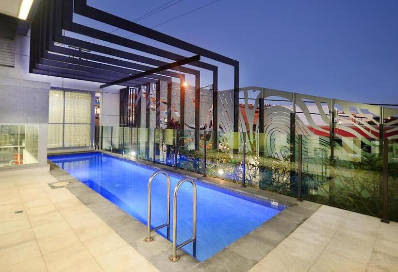 فندق Oaks Gladstone Grand