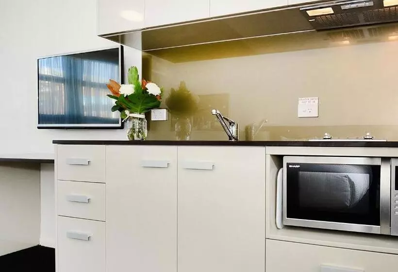 Hotel Oaks Gladstone Grand