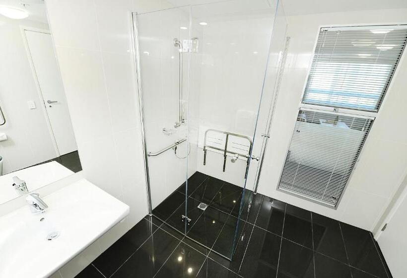 فندق Oaks Gladstone Grand