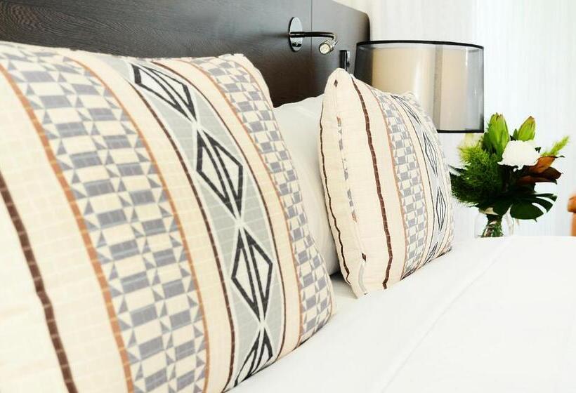 فندق Oaks Gladstone Grand