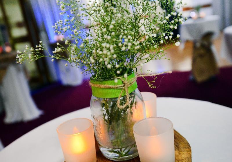 فندق Oaks Gladstone Grand