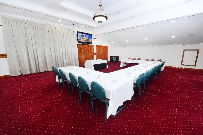 فندق Oaks Gladstone Grand