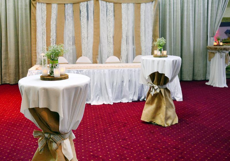 فندق Oaks Gladstone Grand