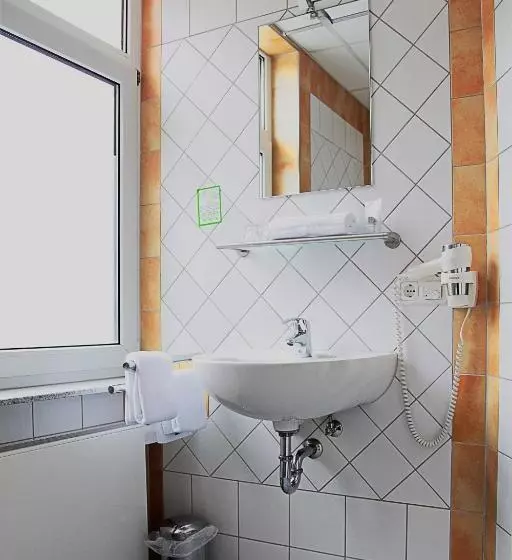 호텔 Winzerhaus Gärtner An Der Loreley