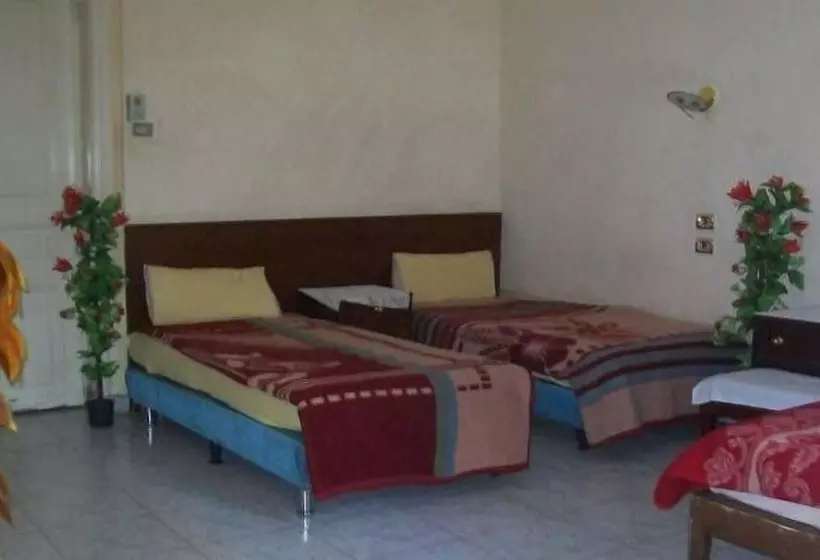 Regent House   Hostel