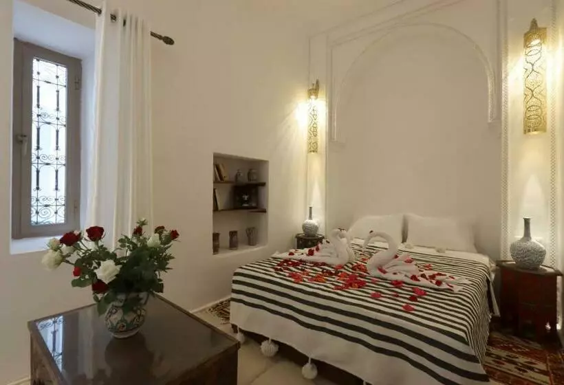 Riad Jenan L Mouassine