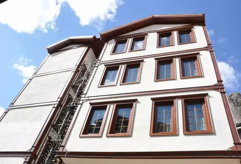 Simre Otel