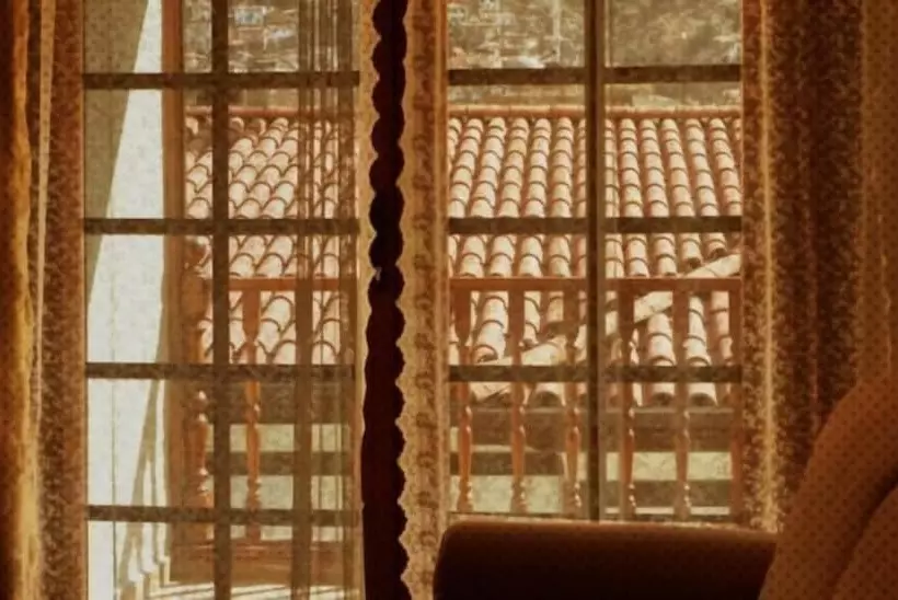 Simre Otel