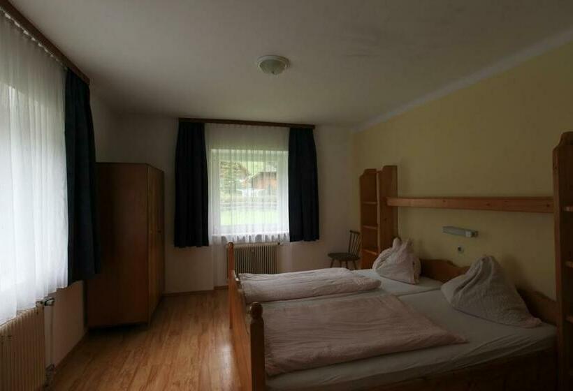 فندق صغير Gasthof Jaegerwirt