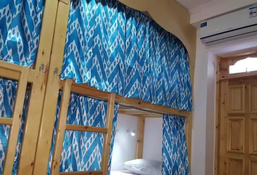 Amir Hostel