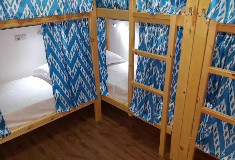 Amir Hostel