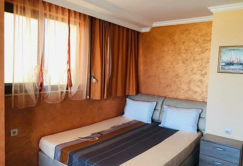 Family Hotel Radiana