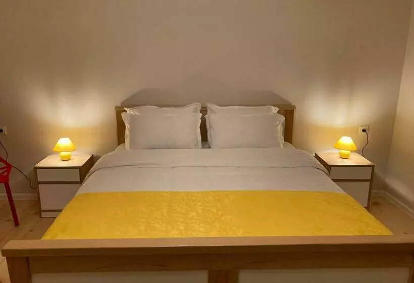هتل Borjomi Yellow