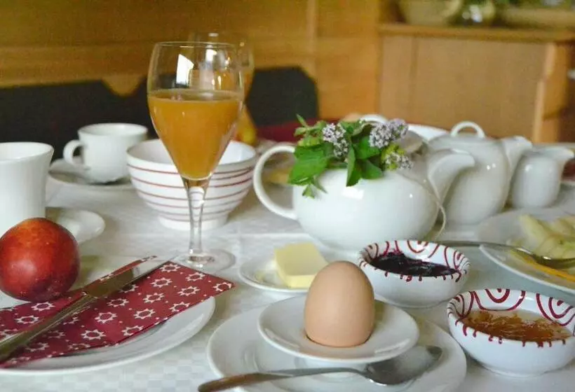 هتل Pension Möslehnerhof