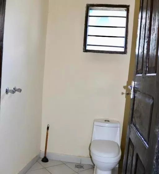 Lovely 4 Bed Villa Family Oriented Or A Smallgroup