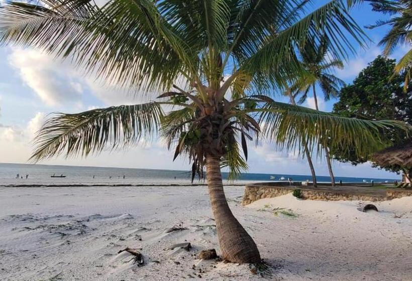 Lovely 4 Bed Villa Family Oriented Or A Smallgroup