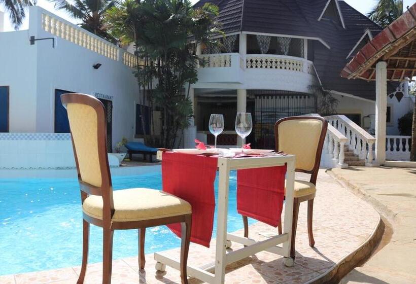 Lovely 4 Bed Villa Family Oriented Or A Smallgroup