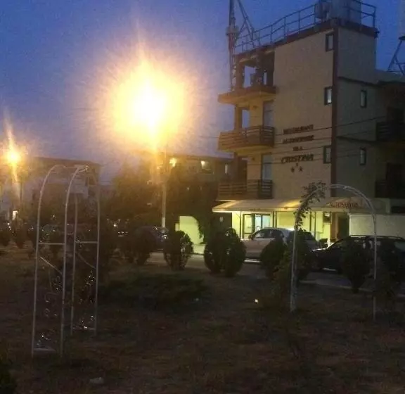 پانسیون Vila Cristina