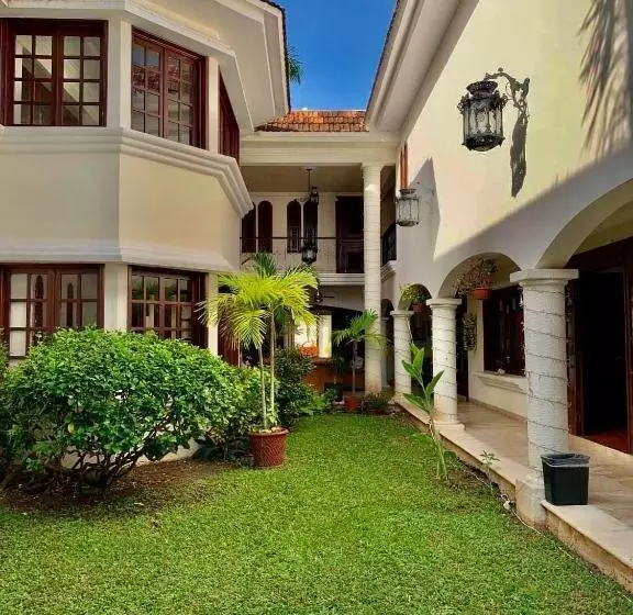 ベッドアンドブレックファースト Villas Segovia Hotel Boutique & Suites