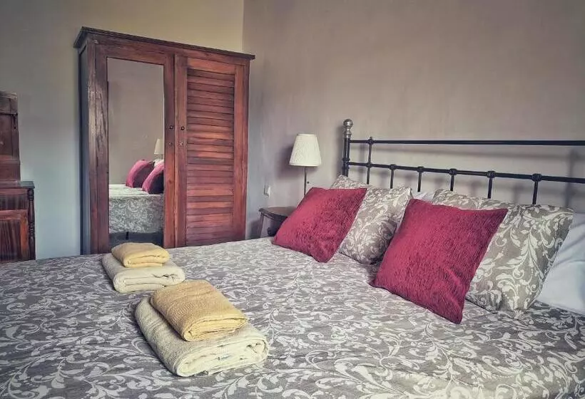 Casa En La Ladera   Real Vibe   Beach & Mountain