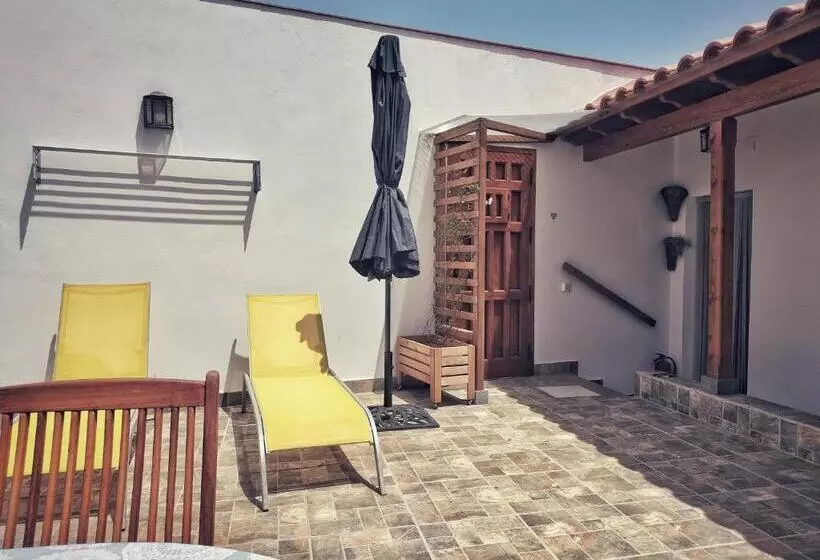 Casa En La Ladera   Real Vibe   Beach & Mountain