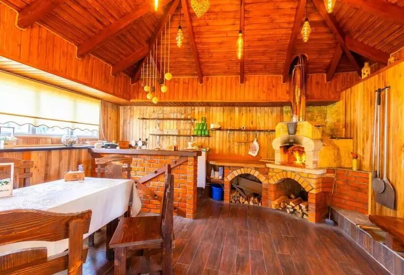 Hotelli у румуна