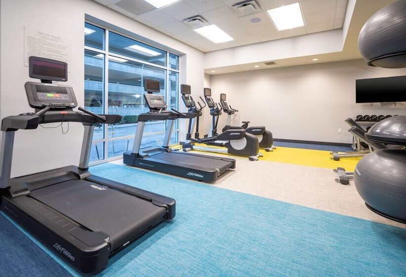 בית מלון כפרי Towneplace Suites By Marriott Louisville Downtown