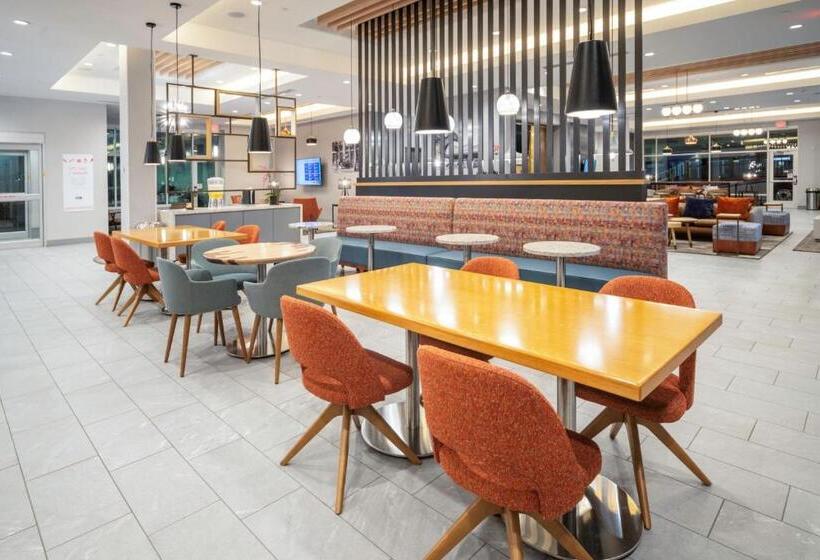 בית מלון כפרי Towneplace Suites By Marriott Louisville Downtown