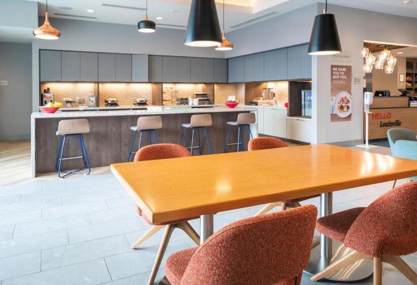 בית מלון כפרי Towneplace Suites By Marriott Louisville Downtown